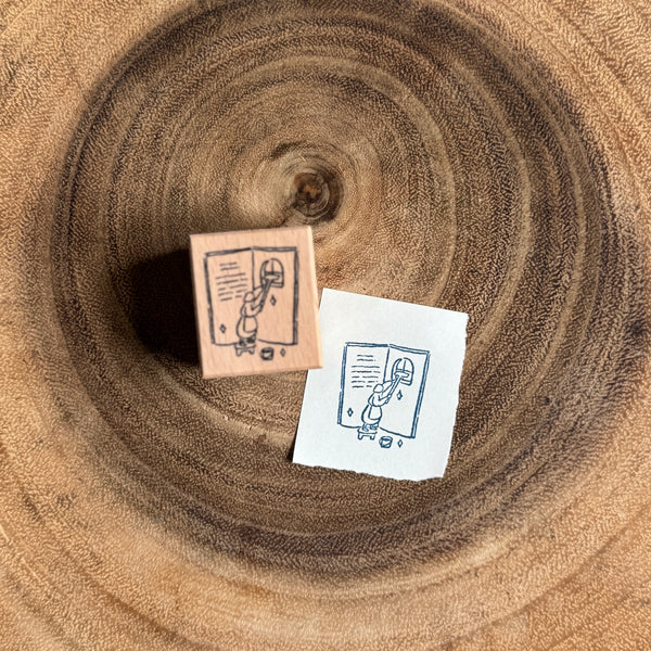 Yamadoro Stamp, Night's Embrace | 山泥泥印章, 擁抱夜晚