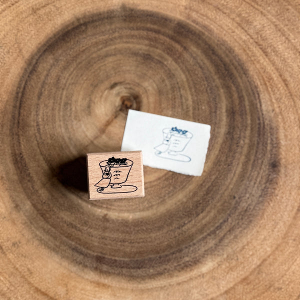 Yamadoro Stamp, Night's Embrace | 山泥泥印章, 擁抱夜晚