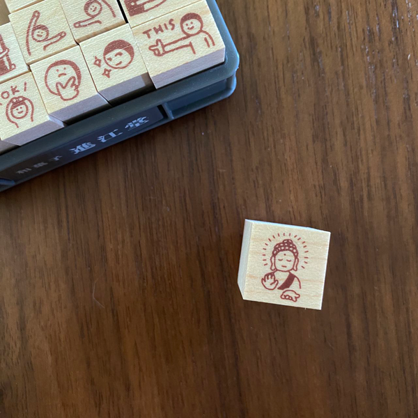 Littlelu Stamp, Small