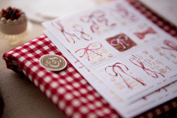 Ours Postage Stamps Sticker, Ribbon Bow | 漢克 x 庫巴郵票貼紙 蝴蝶結