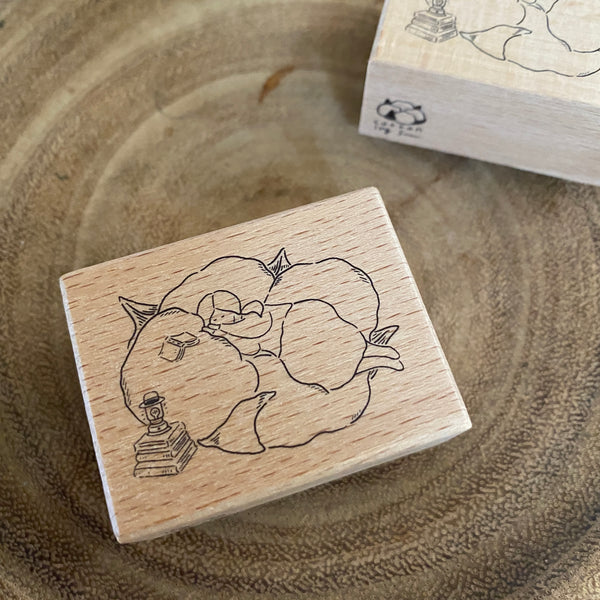 Ivy Snow Stamp, Girl and Flower | 森空印章